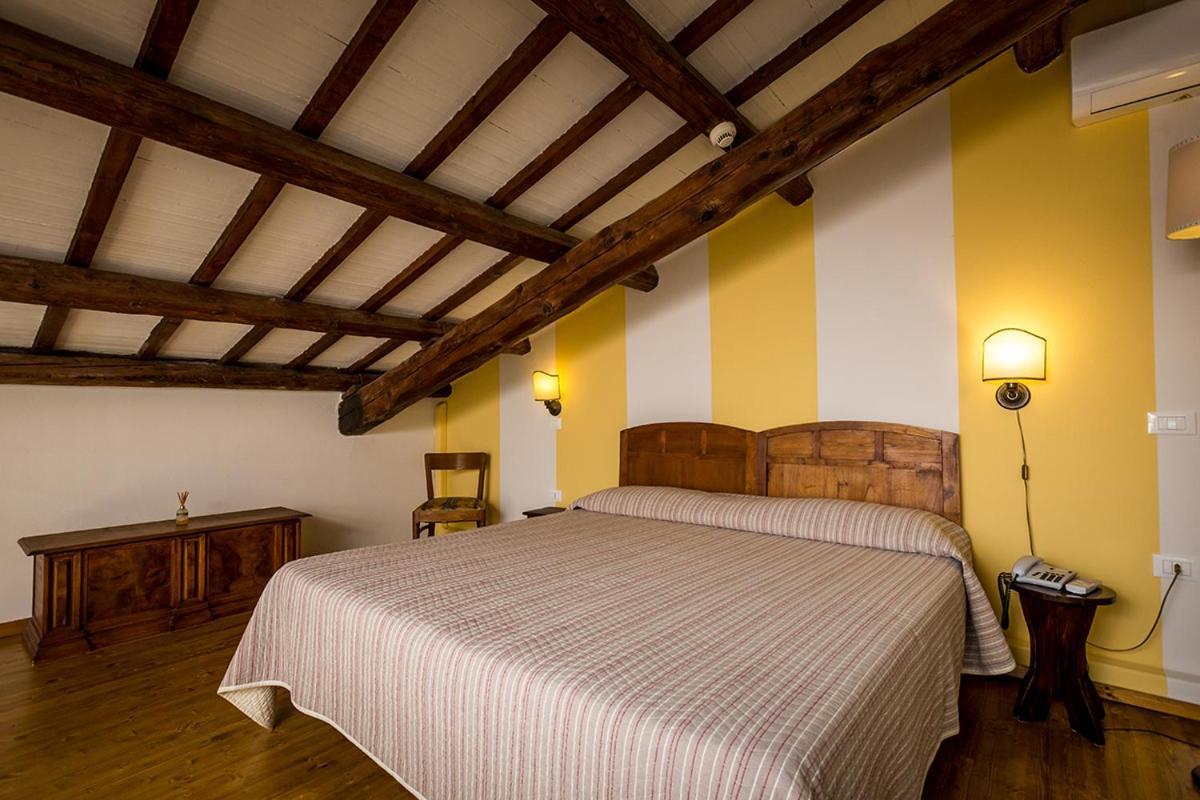 Agriturismo Corte Carezzabella San Martino di Venezze エクステリア 写真